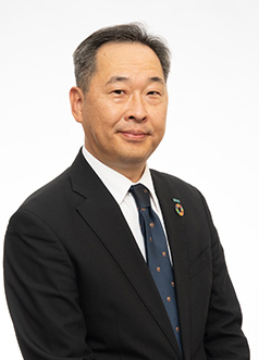 四方 洋一