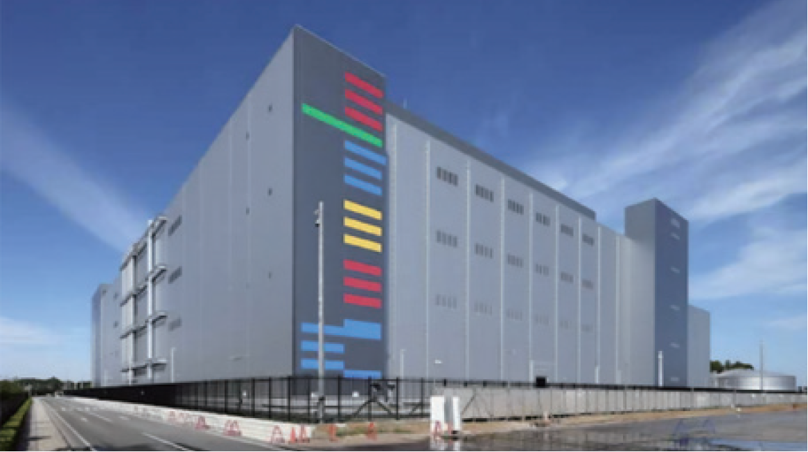 【図１】データセンターの外観（出典：「Google Japan」ウェブページより抜粋）