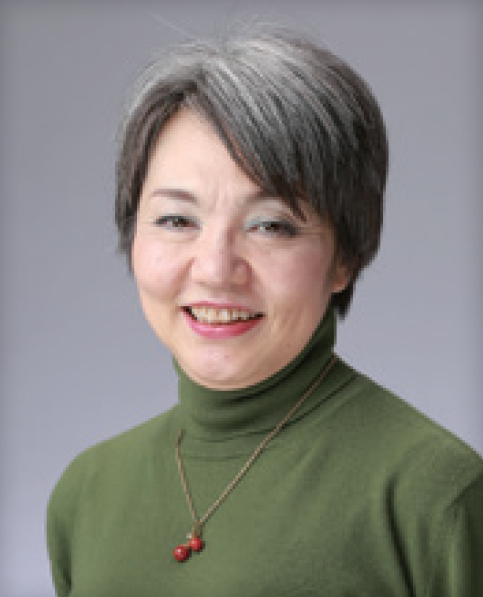粟野 美佳子 氏