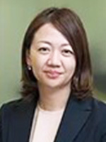 阪 真以子
