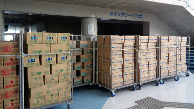 宇城市内の施設にはたくさんの物資が集まっていた